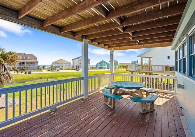 4th image of 3040 Carioca Ct, Port Bolivar, TX 77650 | MLS# 86632858