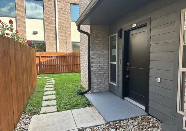 Photo 3 of Condo for sale at 2718 Old Fld Dr #101, San Antonio, TX 78247 | MLS# 28972964 | Listing updated on 2026-09-17