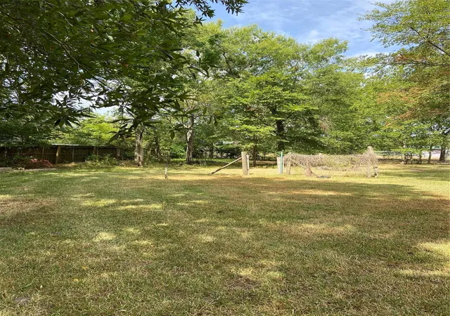 Photo 3 of Land for sale at 624 Crooke St, Conroe, TX 77301 | MLS# 2297615 | Listing updated on 2026-07-17