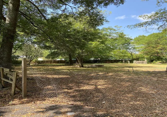 Photo 3 of Land for sale at 624 Crooke St, Conroe, TX 77301 | MLS# 2297615 | Listing updated on 2026-07-17