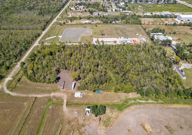 Photo 3 of Land for sale at 0 Apollo, Rosharon, TX 77583 | MLS# 58863704 | Listing updated on 2026-04-23