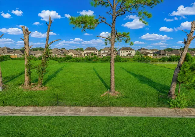 3rd image of 4116 Leslies Wy, Dickinson, TX 77539 | MLS# 95355571