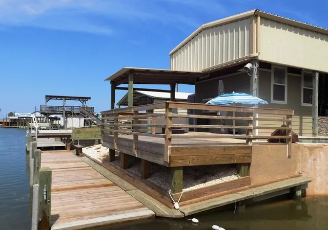 4th image of 638 County Road 209, Bay City, TX 77414 | MLS# 84706137