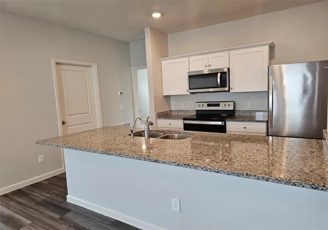 Photo 4 of Single family home for sale at 6330 Highland Bnd Dr, Richmond, TX 77469 | MLS# 8696809 | Listing updated on 2026-09-18