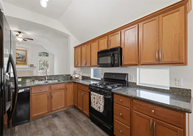 Photo 4 of Single family home for sale at 3907 Bridgeberry Ct, College Station, TX 77845 | MLS# 23540964 | Listing updated on 2026-09-01
