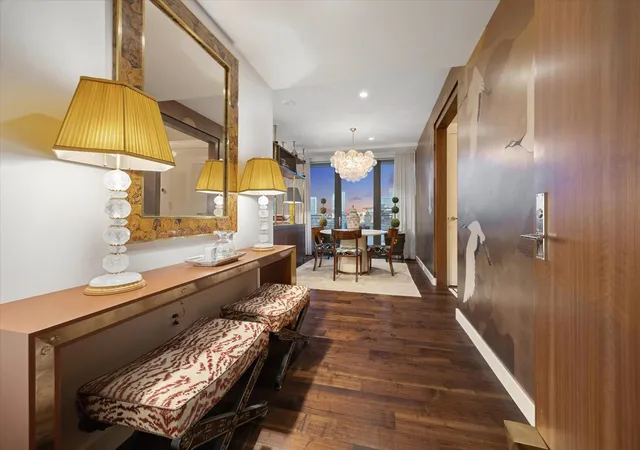 2nd image of 3433 Westheimer Rd #504, Houston, TX 77027 | MLS# 14939274