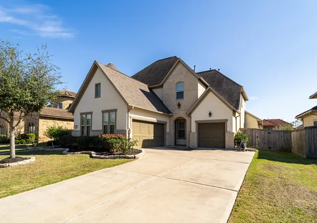 2nd image of 5715 Mogo Creek Ln, Sugar Land, TX 77479 | MLS# 70083277