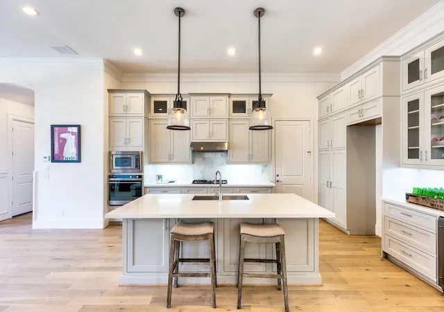 5th image of 5914 Cottage Grove Lake St, Houston, TX 77007 | MLS# 26629374