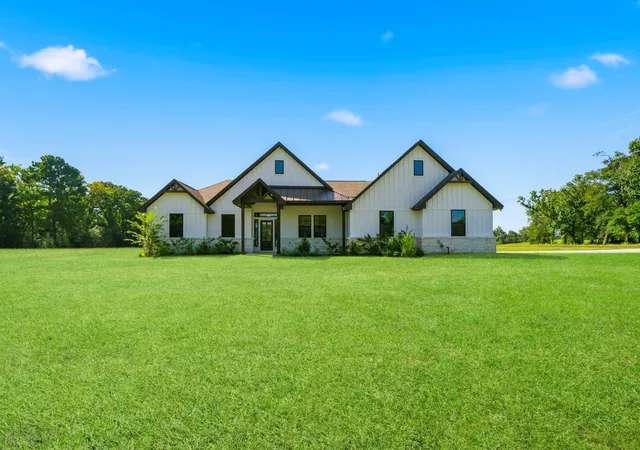 4th image of 1322 Pr 1313, Centerville, TX 75833 | MLS# 60983665