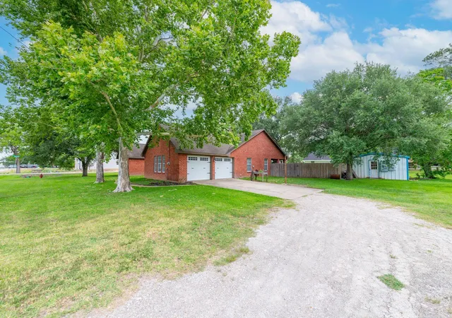 Homes for sale in Beasley, TX | 330 N 4th St, Beasley, TX 77417 | MLS# 92218807