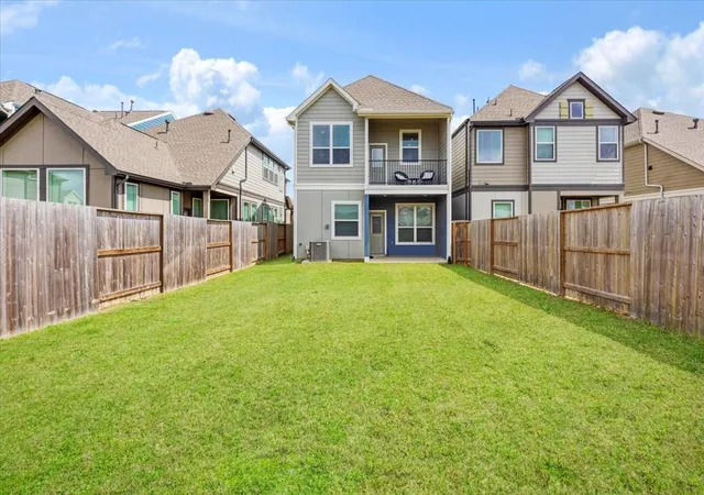 Photo 2 of Single family home for sale at 10050 Nectar Path, Iowa Colony, TX 77583 | MLS# 91585831 | Listing updated on 2026-09-12