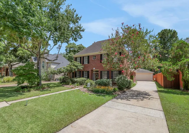 46th image of 3926 Brook Shadow Dr, Kingwood, TX 77345 | MLS# 9945172