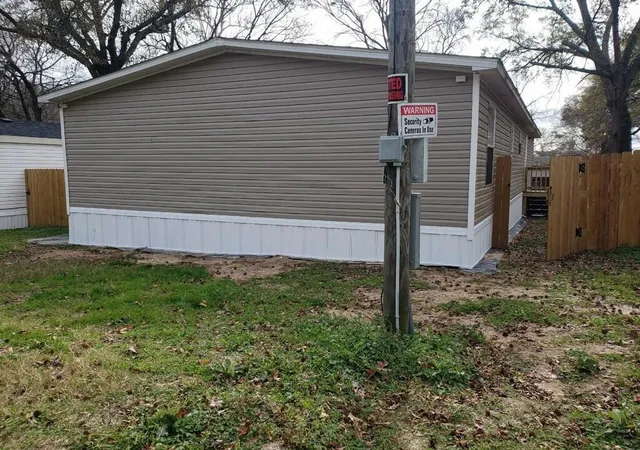 Photo 2 of Single family home for sale at 12631 Lazy Cvs Dr, Willis, TX 77318 | MLS# 32057184 | Listing updated on 2026-09-01