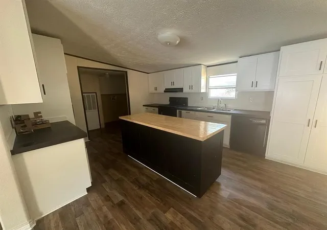 Photo 3 of Single family home for sale at 12631 Lazy Cvs Dr, Willis, TX 77318 | MLS# 32057184 | Listing updated on 2026-09-01