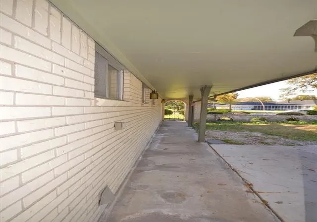 Photo 3 of Single family home for sale at 114 Lafayette Ln, League City, TX 77573 | MLS# 54272530 | Listing updated on 2026-02-09