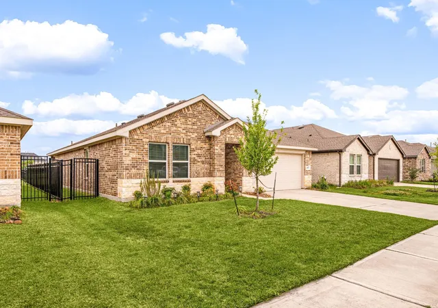 Photo 4 of Single family home for sale at 4973 Almond Ter Dr, Katy, TX 77493 | MLS# 11503521 | Listing updated on 2026-09-06