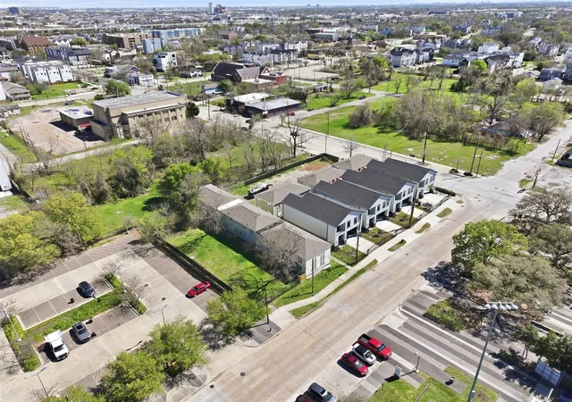 Photo 3 of Land for sale at 2307 Tuam Ave, Houston, TX 77004 | MLS# 88978792 | Listing updated on 2026-08-17