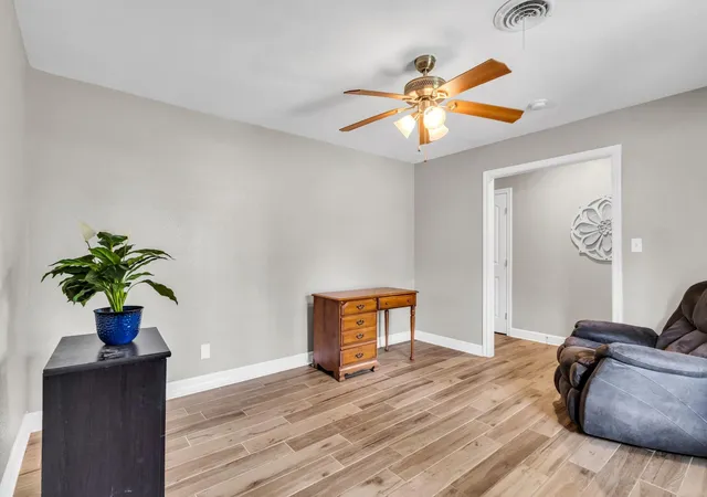 5th image of 7665 June St, Orange, TX 77632 | MLS# 46977677