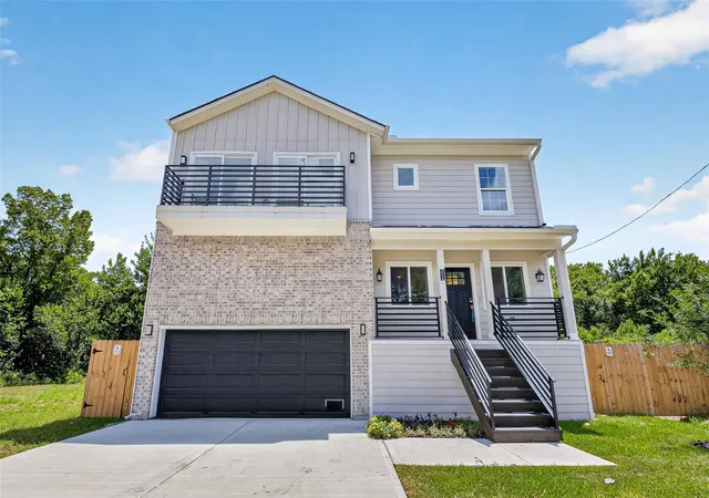 1st image of 5016 Ricky St, Houston, TX 77033 | MLS# 88383435