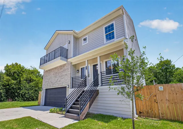 2nd image of 5016 Ricky St, Houston, TX 77033 | MLS# 88383435