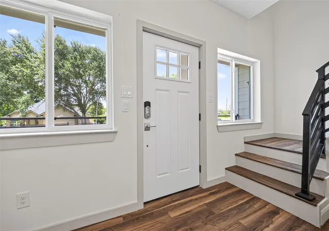 5th image of 5016 Ricky St, Houston, TX 77033 | MLS# 88383435