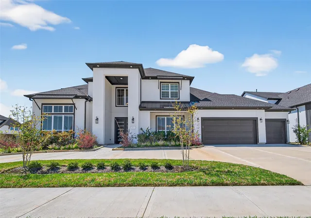 Photo 1 of Mansion for sale at 1303 Royal Knoll Ln, Missouri City, TX 77459 | MLS# 78103102 | Listing updated on 2026-08-25