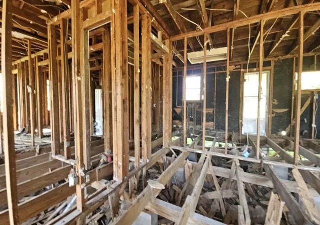 4th image of 8303 Furray Rd, Houston, TX 77028 | MLS# 94770318