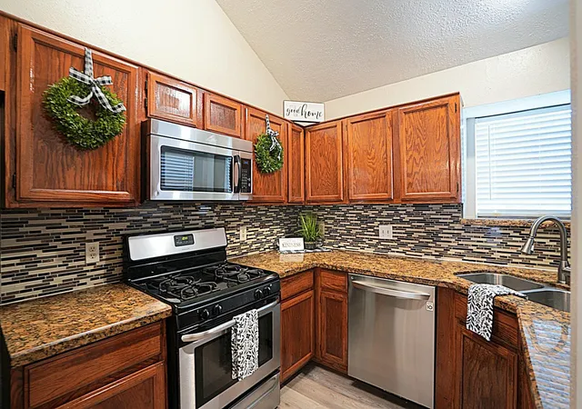 Homes for sale in Lake Jackson, TX | 133 Cotton Dr, Lake Jackson, TX 77566 | MLS# 97247751