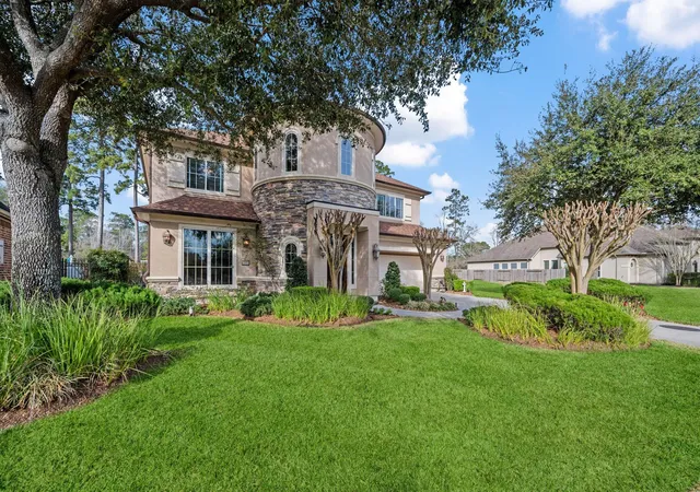 Photo 3 of Single family home for sale at 3303 N Cotswold Manor Dr, Kingwood, TX 77339 | MLS# 47180019 | Listing updated on 2026-08-30