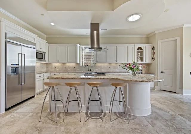 Photo 4 of Single family home for sale at 3303 N Cotswold Manor Dr, Kingwood, TX 77339 | MLS# 47180019 | Listing updated on 2026-08-30