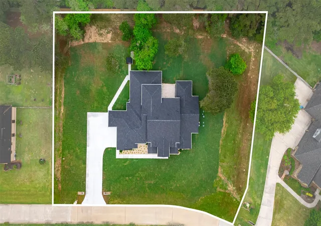 Photo 4 of Single family home for sale at 22420 Meadowhurst Cir W, Tomball, TX 77377 | MLS# 41412497 | Listing updated on 2026-08-18