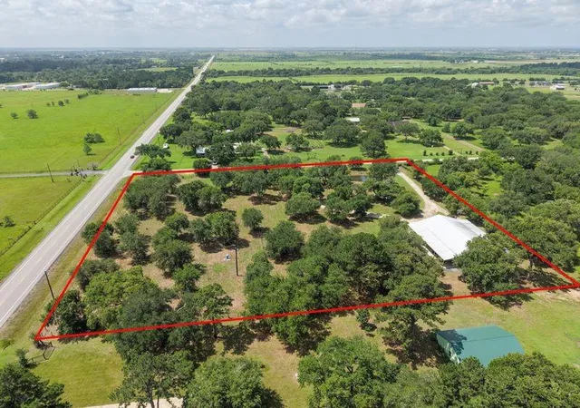 Photo 2 of Land for sale at 32956 Londonderry Dr, Waller, TX 77484 | MLS# 25969384 | Listing updated on 2026-07-27