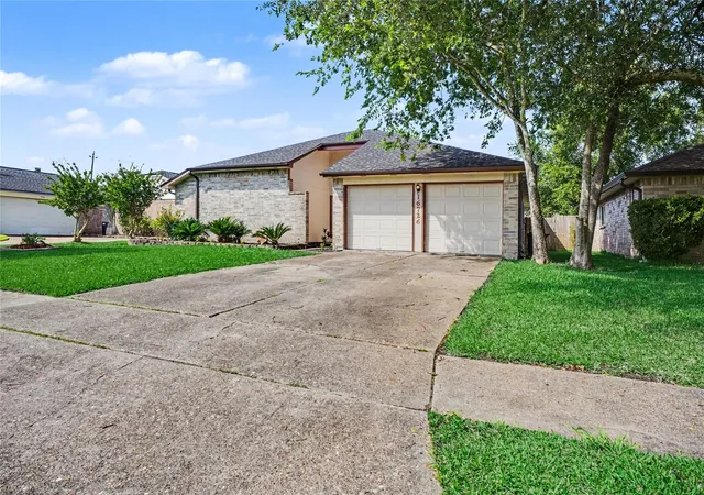 Homes for sale in Friendswood, TX | 16726 Frigate Dr, Friendswood, TX 77546 | MLS# 21272894