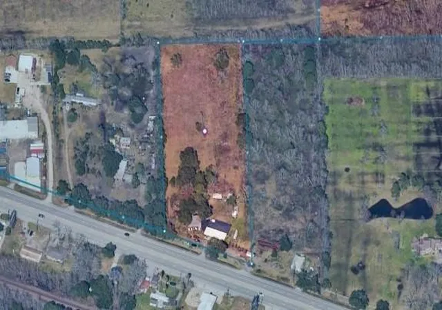 3rd image of 19624 E Hwy 6, Alvin, TX 77511 | MLS# 29401078