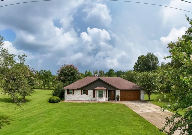 3rd image of 987 Fm 2938 Rd, Buna, TX 77612 | MLS# 68666706