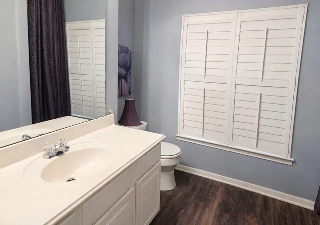 Photo 4 of Single family home for sale at 3009 Park Ln Dr, Baytown, TX 77521 | MLS# 60694219 | Listing updated on 2026-03-30
