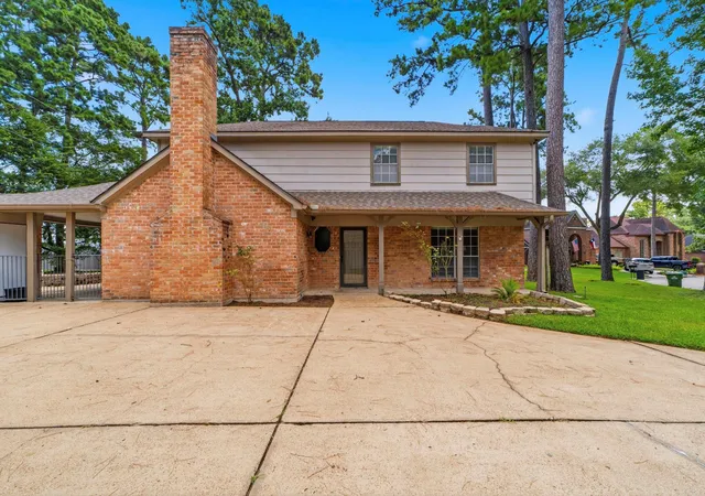 Photo 3 of Single family home for sale at 12806 Highland Hills Dr, Cypress, TX 77429 | MLS# 61964535 | Listing updated on 2026-08-13
