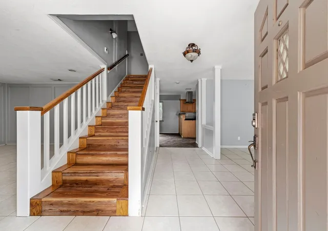 Photo 3 of Single family home for sale at 12806 Highland Hills Dr, Cypress, TX 77429 | MLS# 61964535 | Listing updated on 2026-08-13