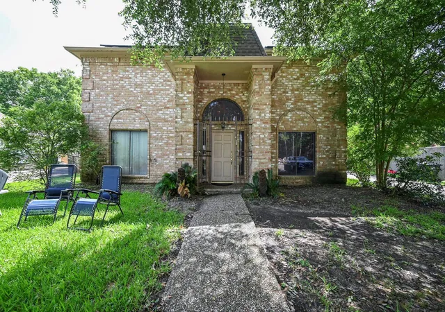 1st image of 11811 Braesridge Dr, Houston, TX 77071 | MLS# 35023128