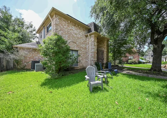 5th image of 11811 Braesridge Dr, Houston, TX 77071 | MLS# 35023128