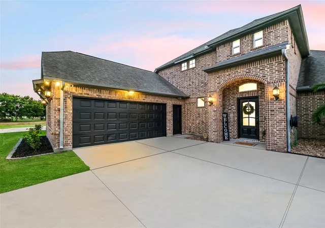 Photo 3 of Single family home for sale at 11834 Bisonte St, Needville, TX 77461 | MLS# 39270304 | Listing updated on 2026-09-14