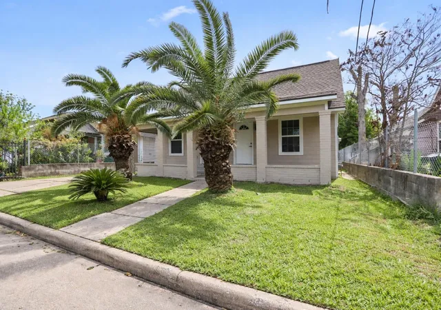 2nd image of 6618 Avenue N, Houston, TX 77011 | MLS# 20577524
