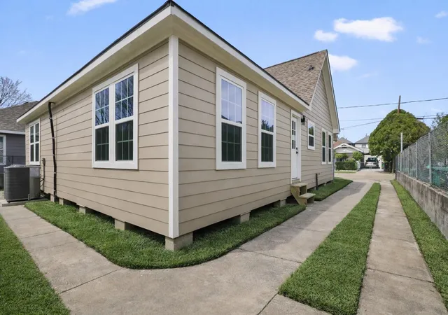 3rd image of 6618 Avenue N, Houston, TX 77011 | MLS# 20577524
