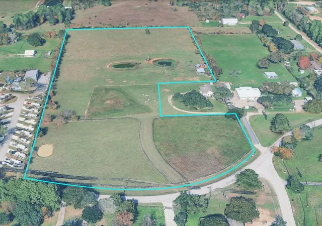 1st image of 0 Hufsmith Rd, Tomball, TX 77375 | MLS# 94411570