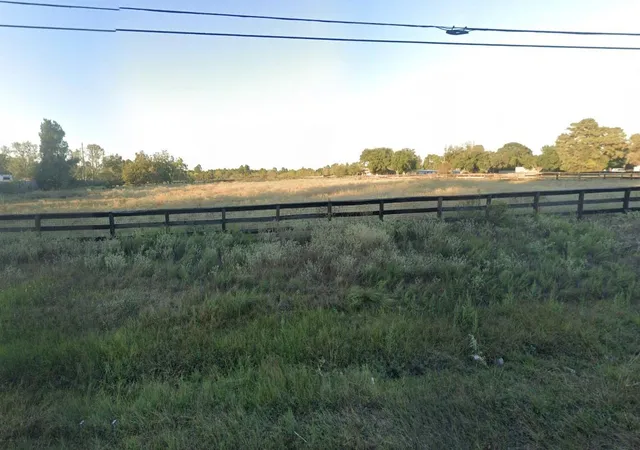 8th image of 0 Hufsmith Rd, Tomball, TX 77375 | MLS# 94411570