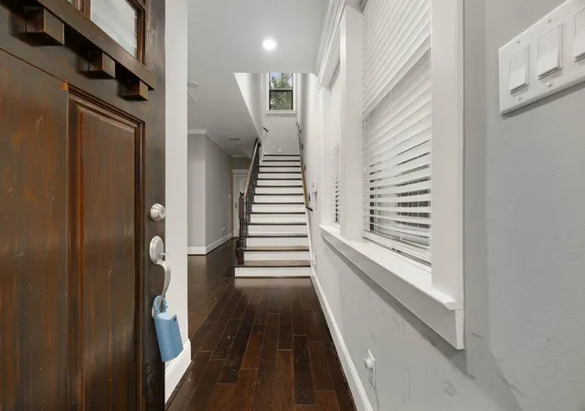 2nd image of 2208 Bellefontaine St #A, Houston, TX 77030 | MLS# 42564475