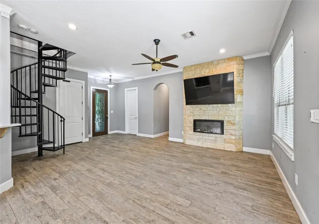 Photo 2 of Single family home for sale at 13191 Royal Lake Dr, Conroe, TX 77303 | MLS# 90858478 | Listing updated on 2026-09-11