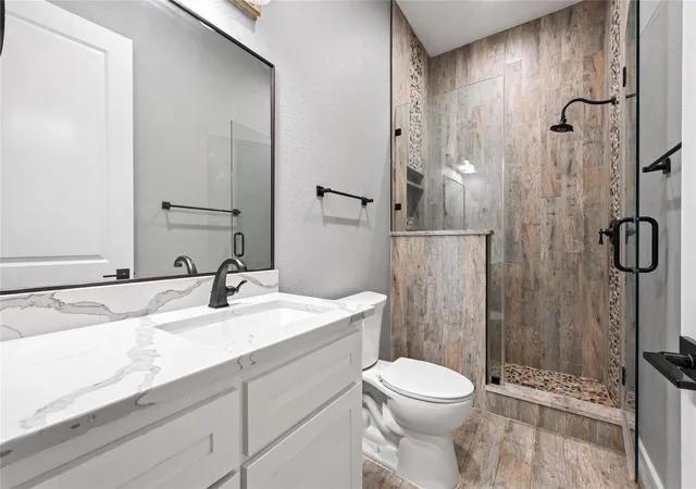 Photo 3 of Single family home for sale at 13191 Royal Lake Dr, Conroe, TX 77303 | MLS# 90858478 | Listing updated on 2026-09-11