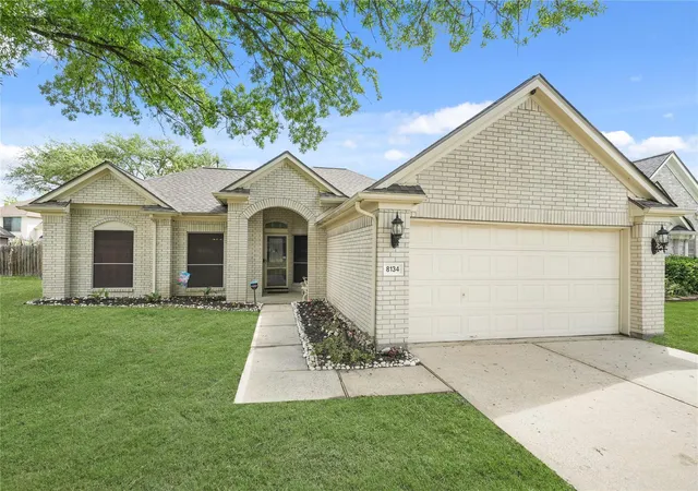 2nd image of 8134 Blue Jay, Baytown, TX 77523 | MLS# 14333512