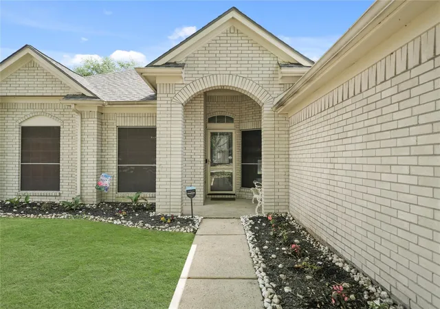 4th image of 8134 Blue Jay, Baytown, TX 77523 | MLS# 14333512